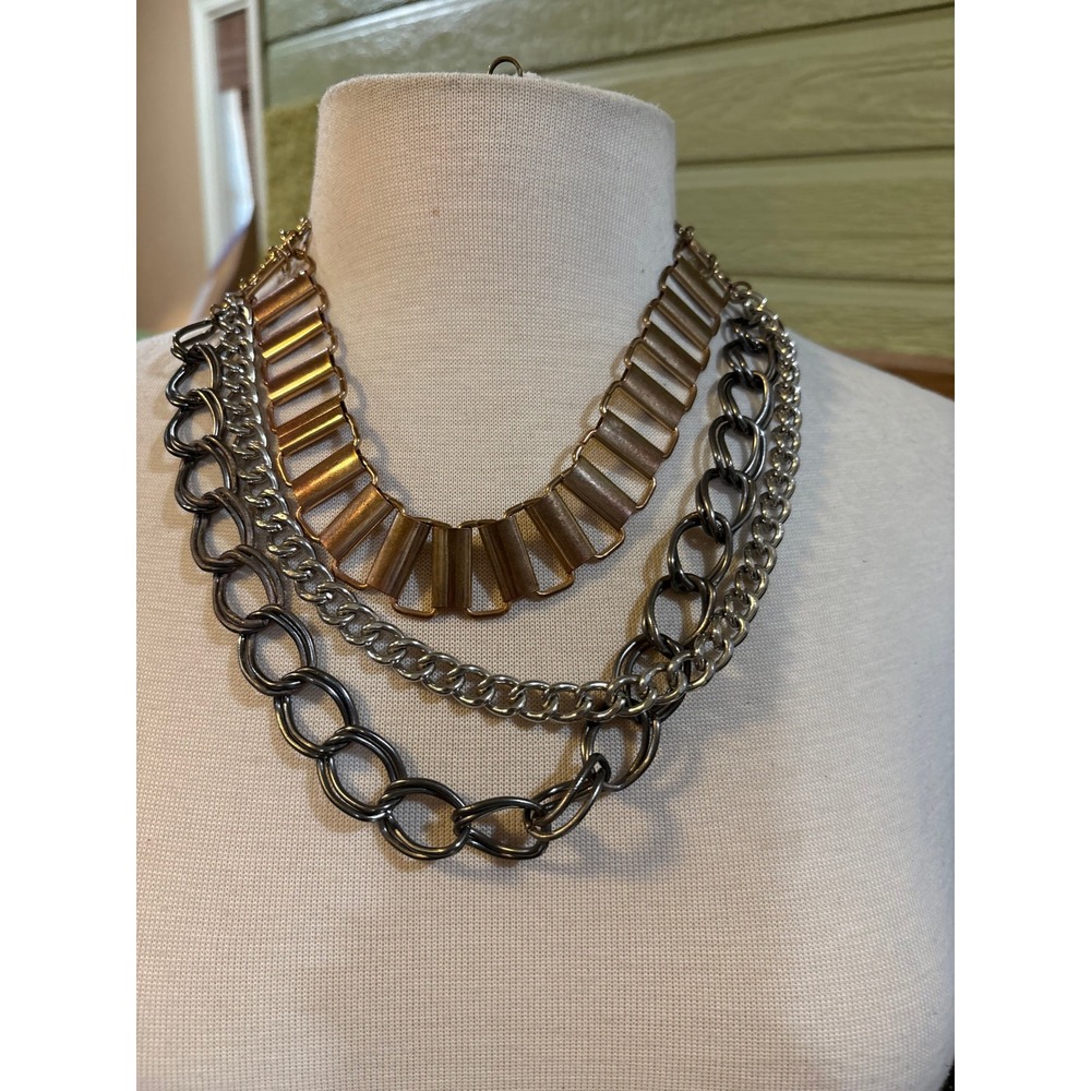 Mixed Metal Multi-Strand Bib Necklace Gold Silver Gunmetal Chunky Chain J934